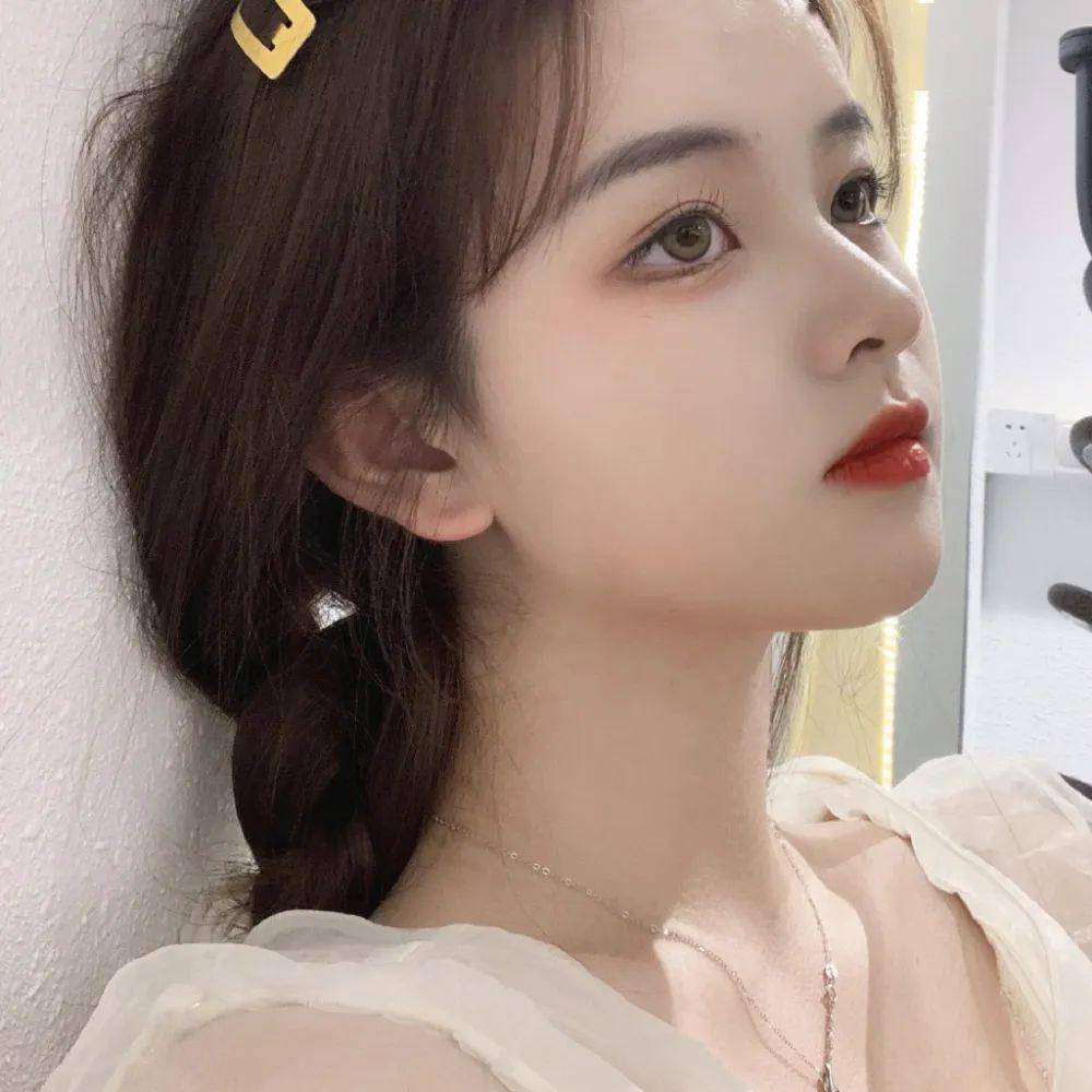 小清新女生头像_鲜花