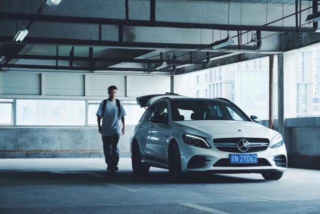 旅行车与suv车区别 f23c77076fb34c83963b1ad2135be826.jpeg