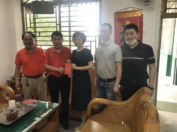 【校园资讯】英埔中心小学:英林镇人民政府镇长陈东聆