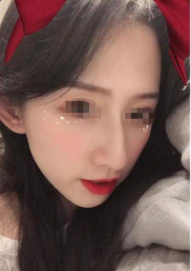 视频拿去麦片都够生活费千亿儿晒出某女主播私聊大哥果照