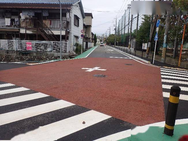 日本如何有效抑制交叉口车速 保障通学,生活道路安全?