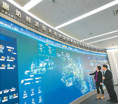 建设者|全国两会凝聚决战决胜的强大力量