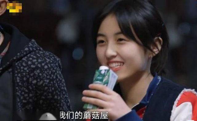 孩子|孩子一天奶量多少才适量？《向往的生活》张子枫再现疯狂喝牛奶