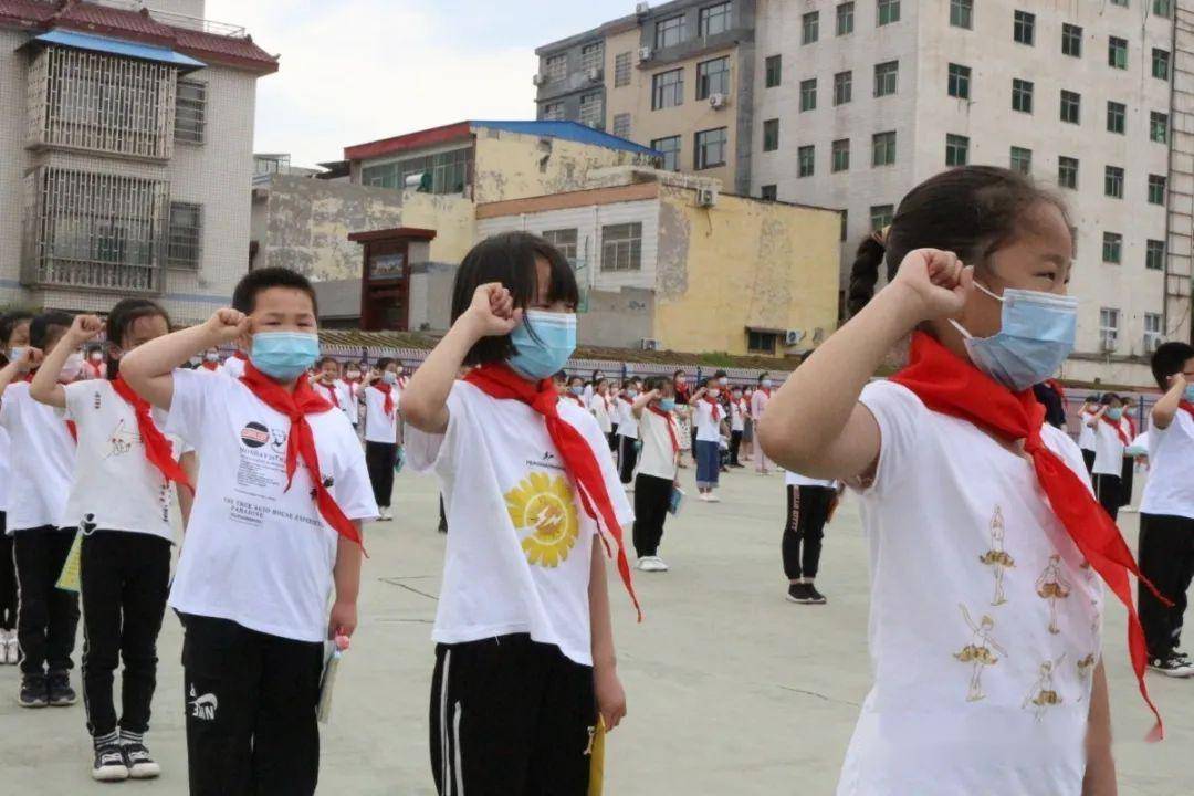 什么是少代会简单的介绍 d824b974dc4147debc2a20b94ef9e2ed.jpeg