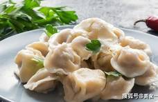 调饺子馅，先放油还是盐？9成人都错了，难怪饺子不香不入味！