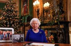英国王室厨师爆料女王圣诞大餐内容，需要严格遵照流程实际很无聊