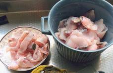 泡椒酸菜鱼在制作过程中，需要放入哪些调味品？为什么要放这些调味品？