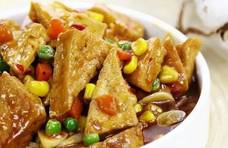 鲜香下饭的家常豆腐，你喜欢吗？