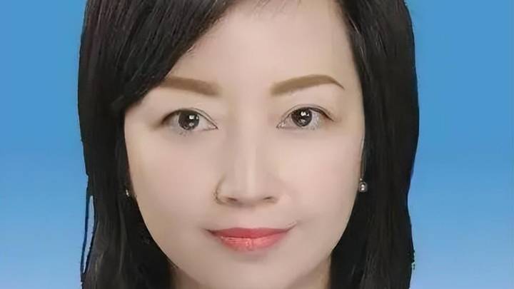 成都陈副区长错了,她还有翻身的机会吗?
