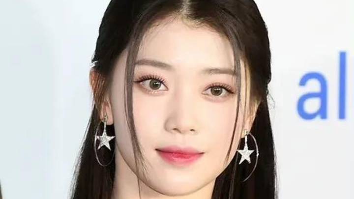 沈小婷走在红毯上,颜值爆表,她是实至名归吗?