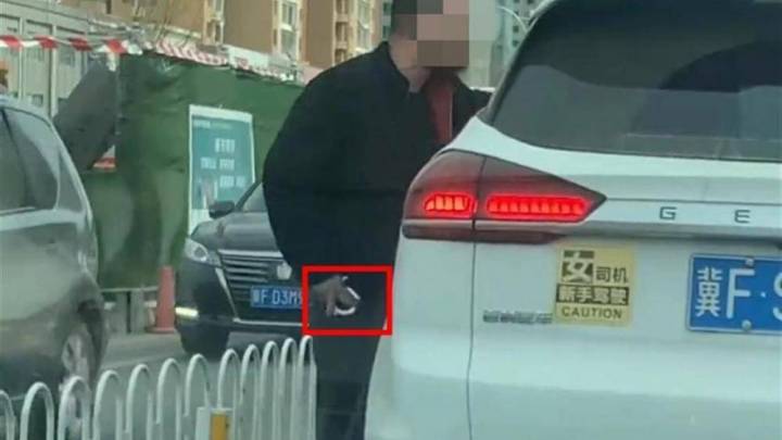 男子假冒市局人员掏手铐威胁他人被拘15天,这个结果你满意吗?