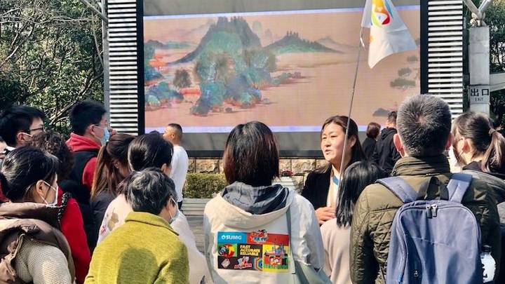 消费复苏问卷调查,九成受访者出游意愿强,你会买买买吗?