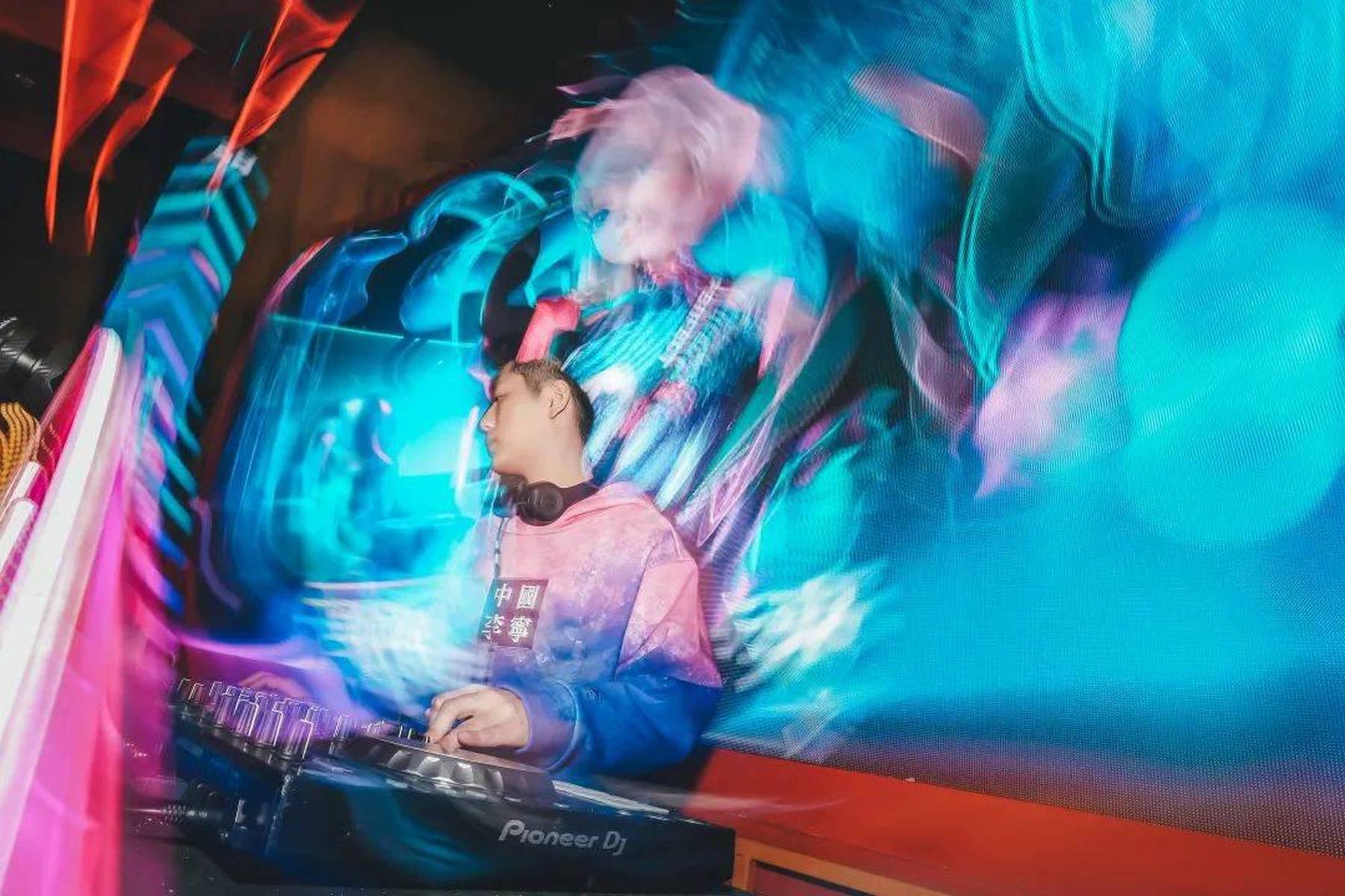 别再问我什么是复古disco