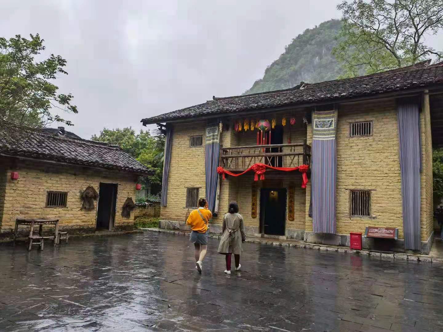 广西河池十大最好玩的旅游地刘三姐故里必去之地