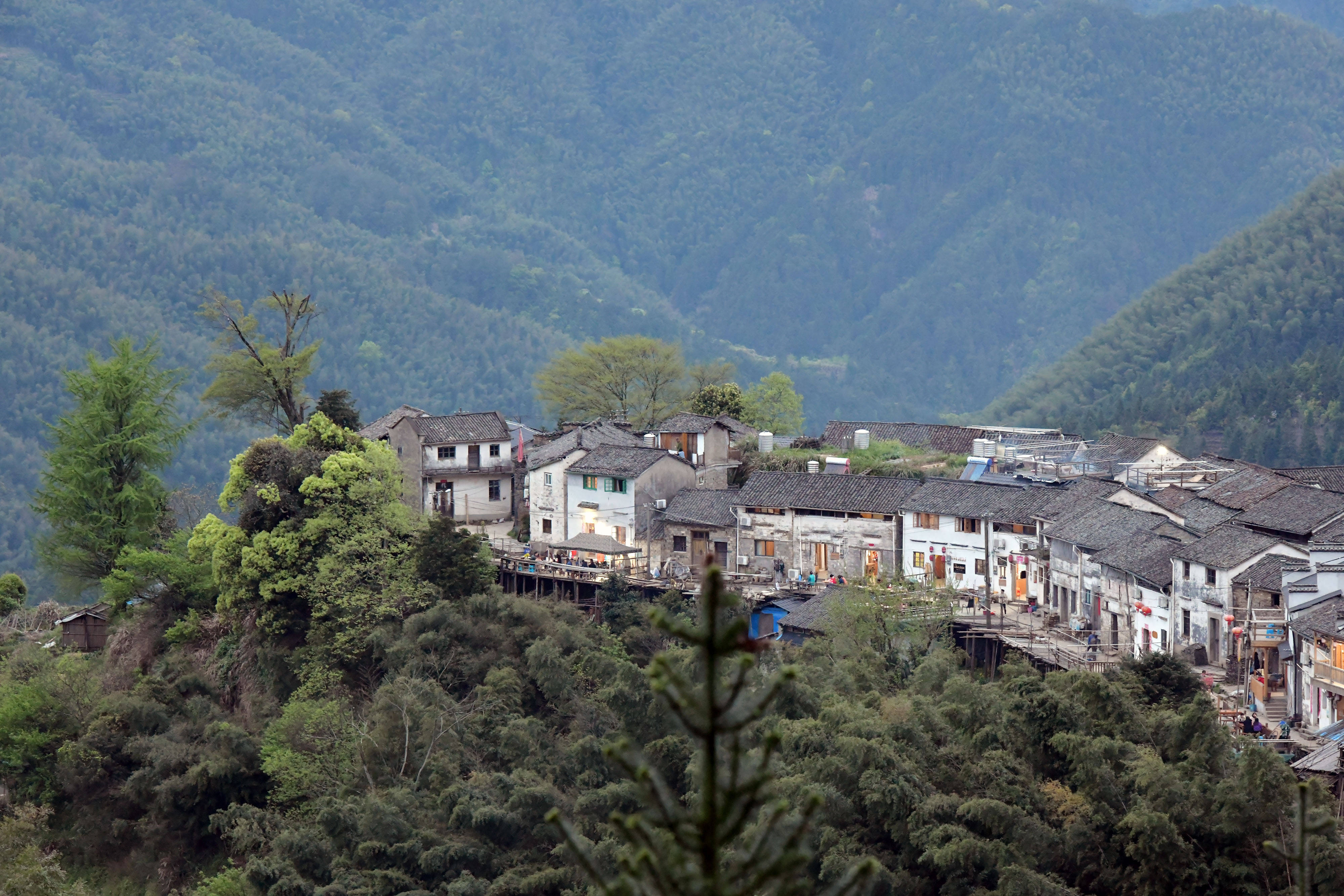 安徽休宁:游传统村落木梨硔,远眺木梨硔夕阳美景