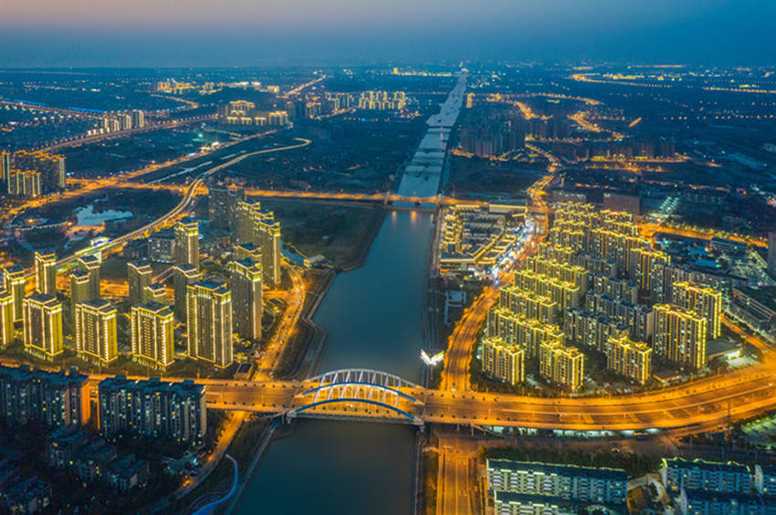 有二千多年历史的浒墅关镇始建于秦朝,浒墅关原名'浒墅,后来带上'关'