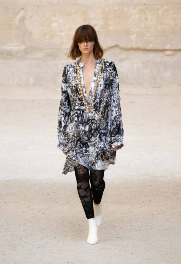 香奈儿2021早春时装秀,圣罗兰2021时装秀 香奈儿 chanel 2021/22早春度假系列