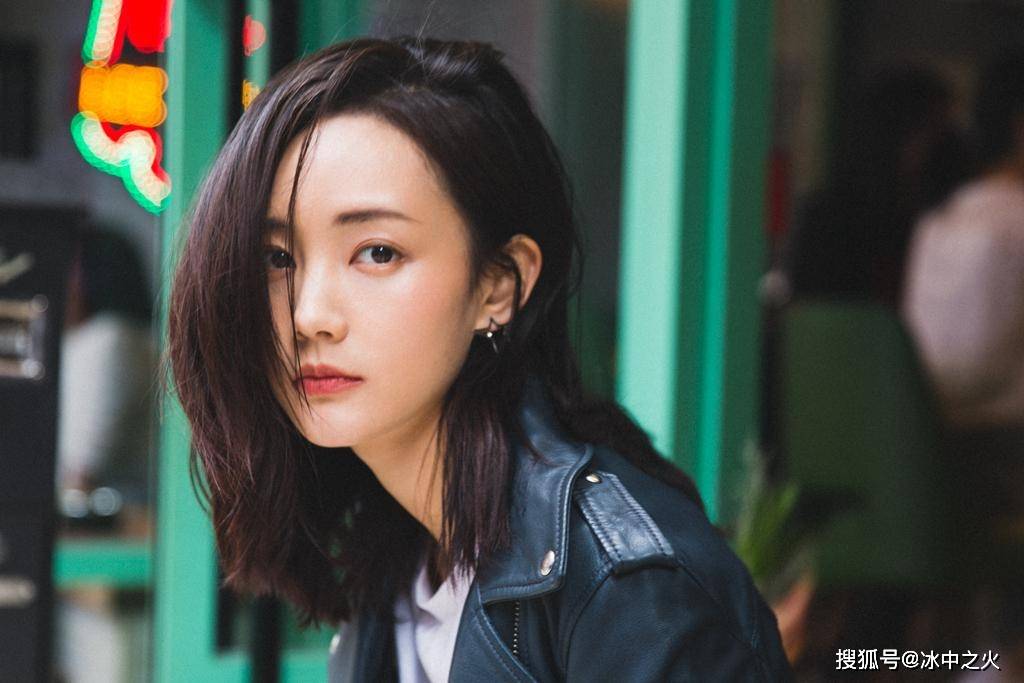 李一桐高清手机壁纸图片