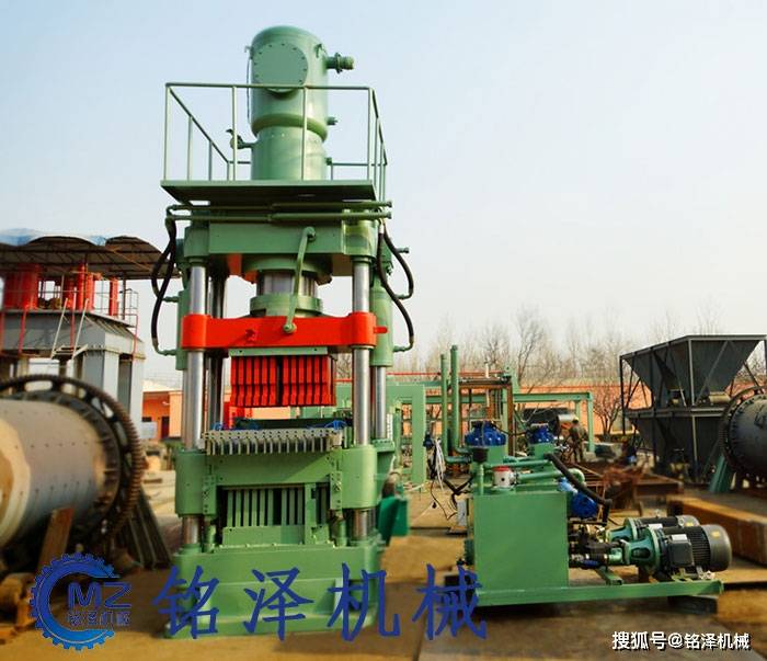 全自动椰糠砖压块机实现椰糠椰丝回收再利用_设备