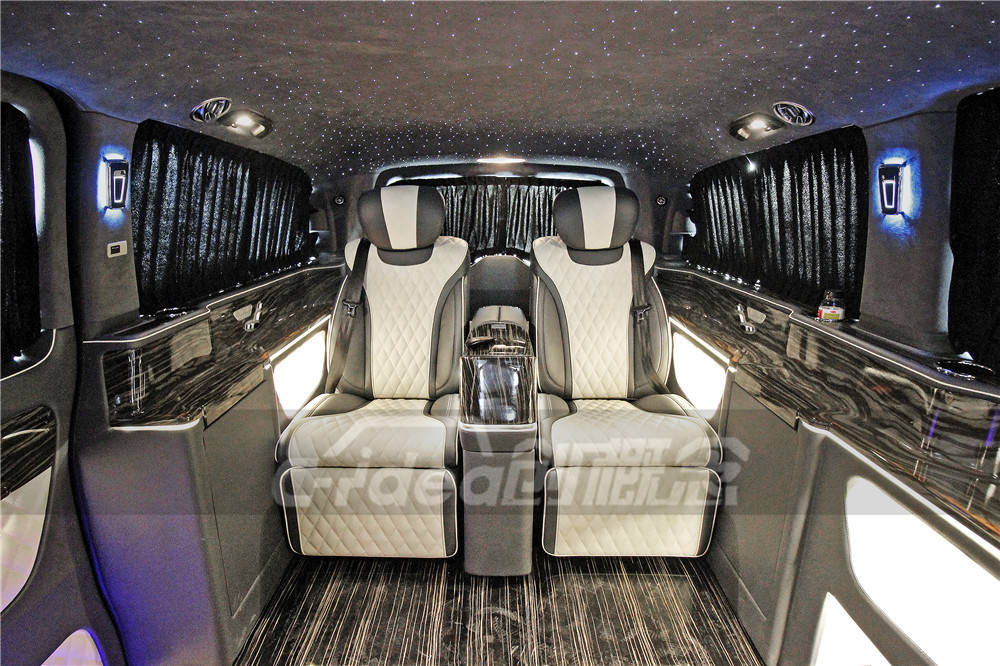 深圳奔驰威霆商务车6座内部装饰改装,焕然一新的视觉体验