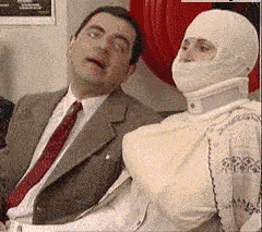 搞笑gif图:这张搞笑的脸就是天生的,做什么样的表情都