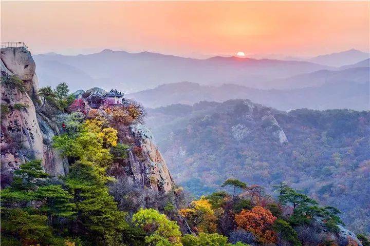 辽宁省最受欢迎旅游景点:  :千山风景区