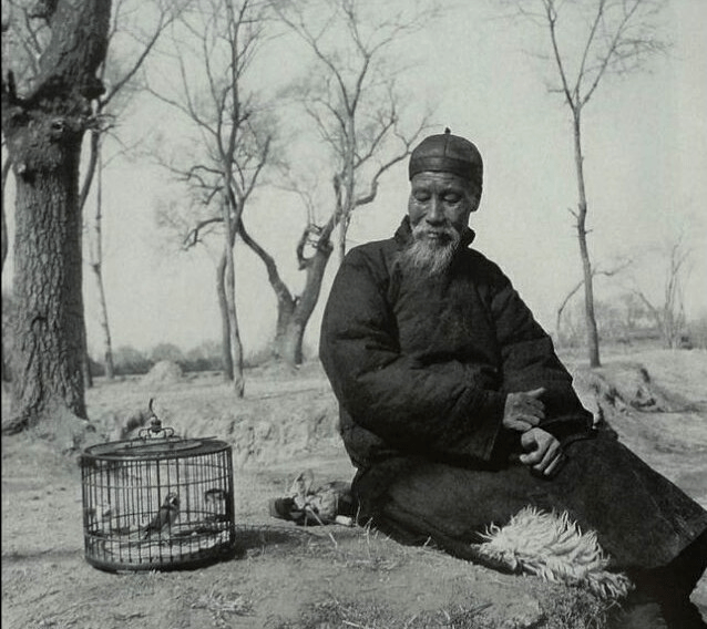 一组老照片,记录1930年北平各行各业的真实写照_老人