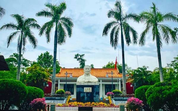 海南省文昌市立足"文化 旅游 城镇化"的发展模式,积极谋划建设世界级