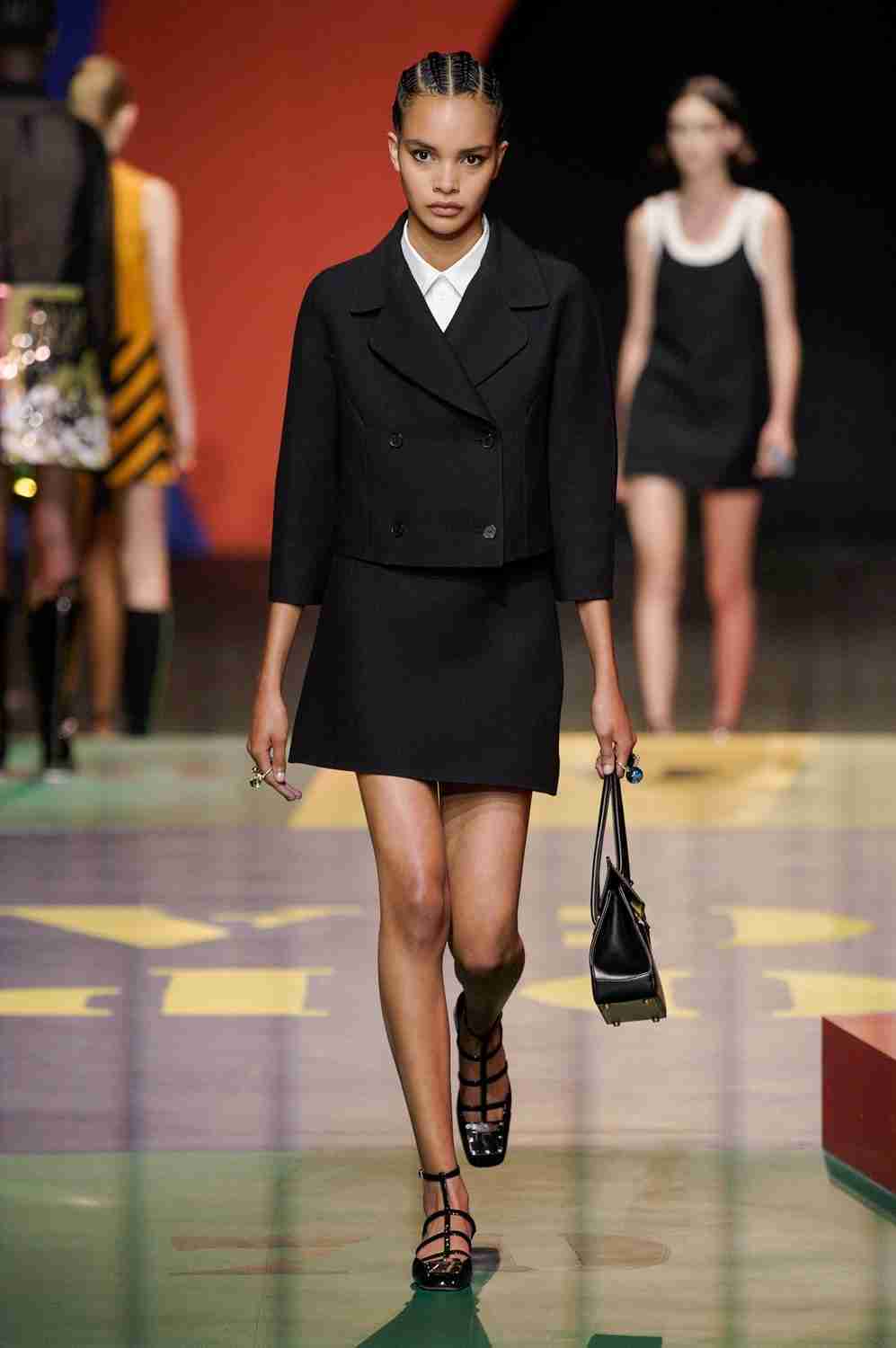 巴黎时装周迪奥dior2022春夏女装成衣系列