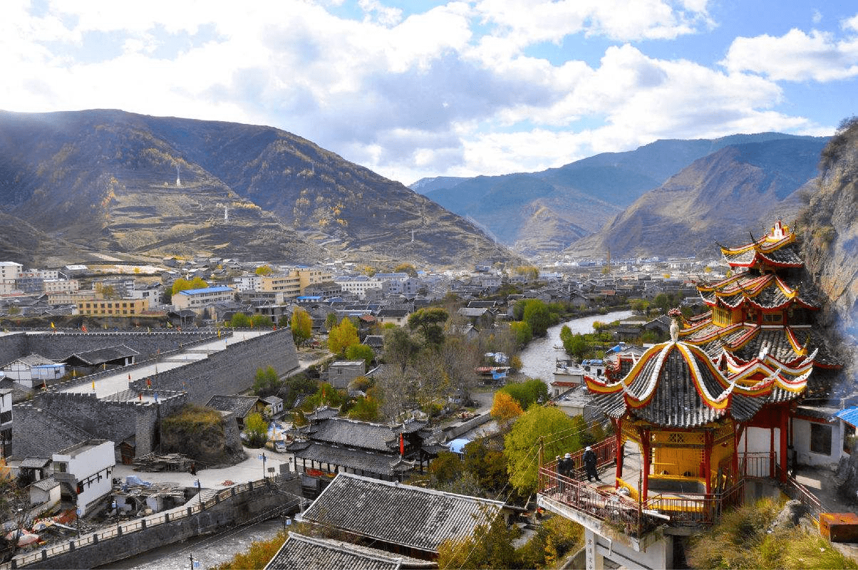 游花灯盛会嗨国庆假期松潘旅游的金九银十