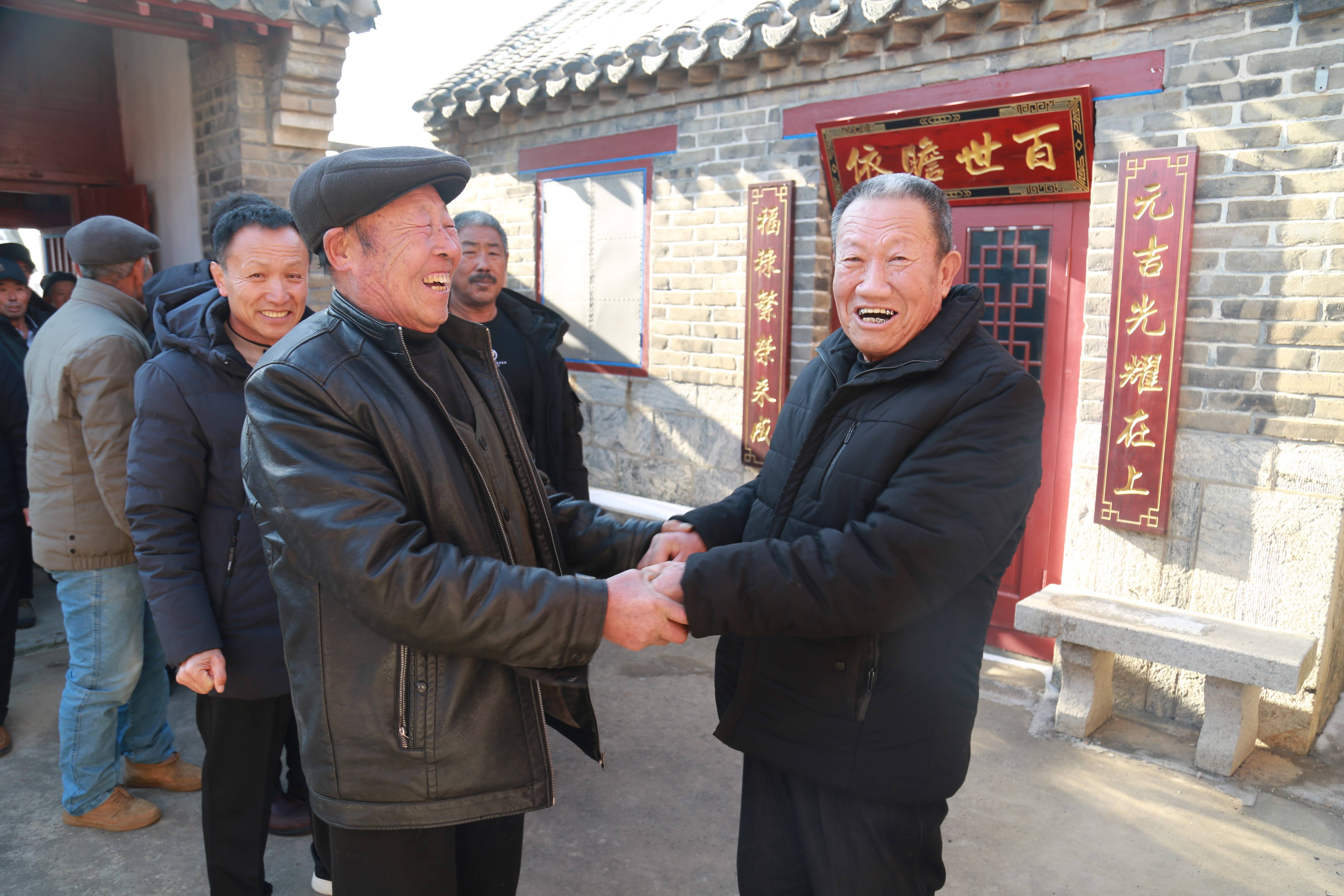 威海临港区汪疃镇祝家英村举行祝氏家族寻根祭礼仪式