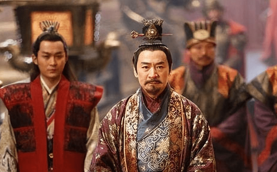 的,于是急中生智说太子李建成和1齐王李元吉与父皇皇妃的一些苟且之事