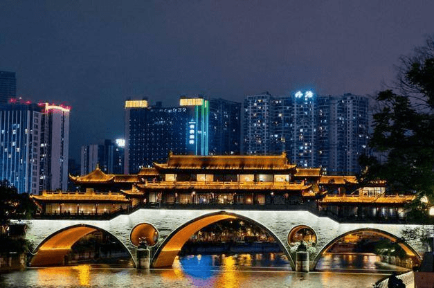 原创             中国城市排名最新出炉，上海排在第一位，苏州有望被成都超越