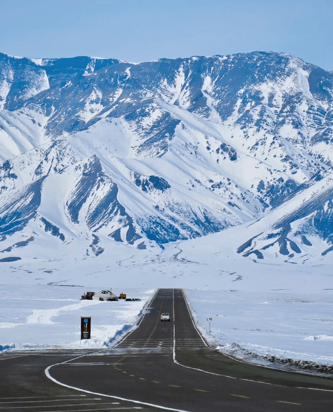 新疆冬季旅游攻略：探索雪域之美