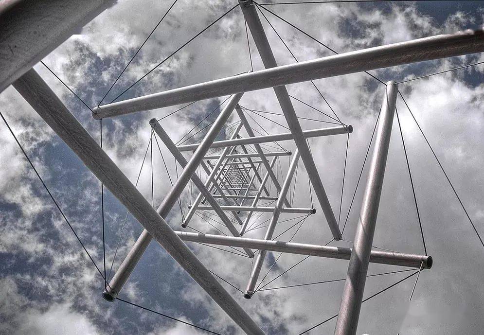 【钢结构·技术】"悬浮"的建筑—张拉整体结构