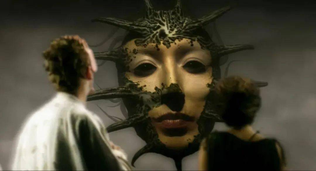 梦境编织，探索梦见自己在制作鬼面具的深层含义与心理解析