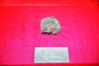 「石核」一枚石核见证百年前的考古传奇，