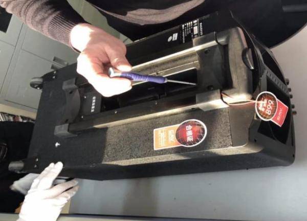 向万某|青岛“十公斤级”毒贩覆灭记！破案情节曲折，堪比小说！