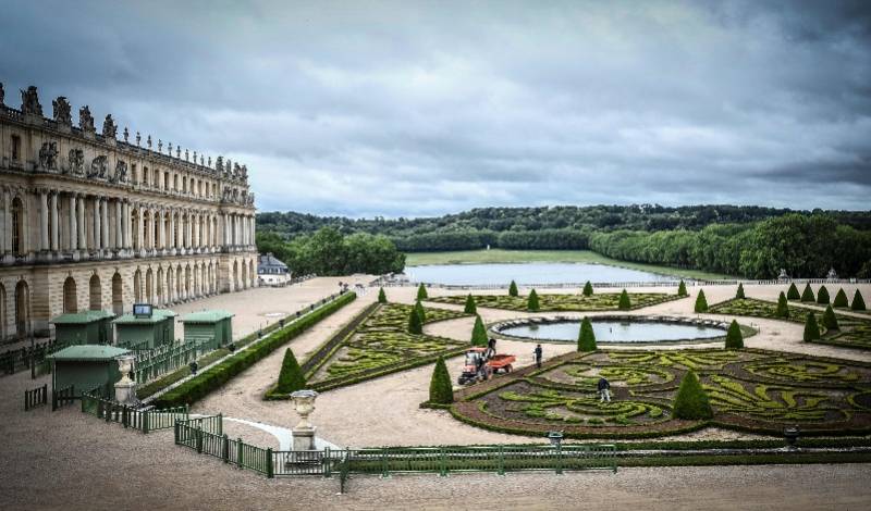 新华社|组图：法国凡尔赛宫重新开门迎客，欧洲游遭疫情重伤后复苏难