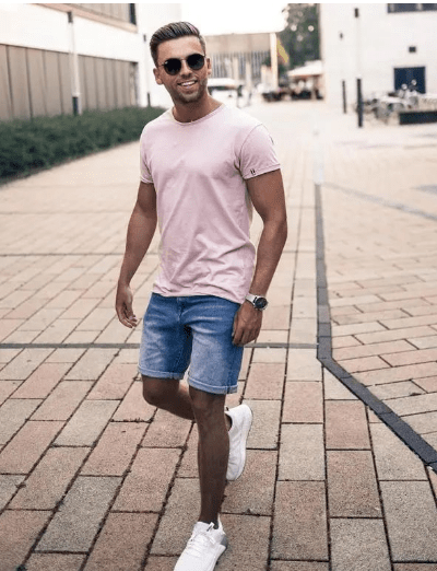 t恤穿搭技巧分享男 23919af7fea74325989905192033aa11.png