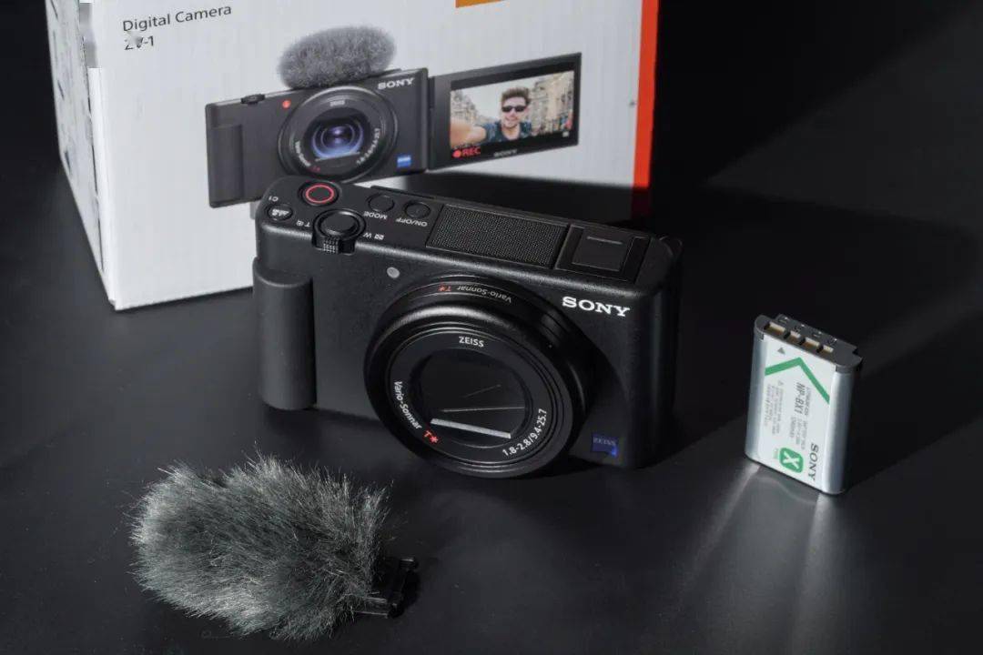 【索尼新品】vlog拍摄新宠儿 索尼vlog相机zv1开箱_手机搜狐网