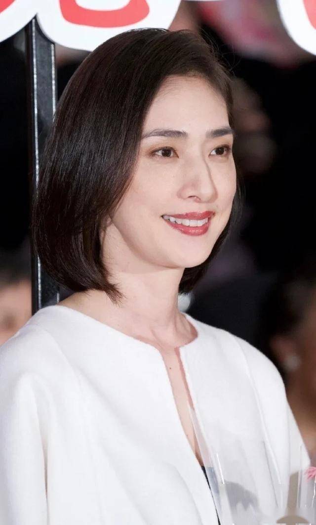 这些日本女星同样大龄单身,却美出天际