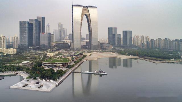 中国GDP哪些城市超4千亿_中国第一城池 虽为三线城市GDP却超4千亿,有望成为湖北经济第二