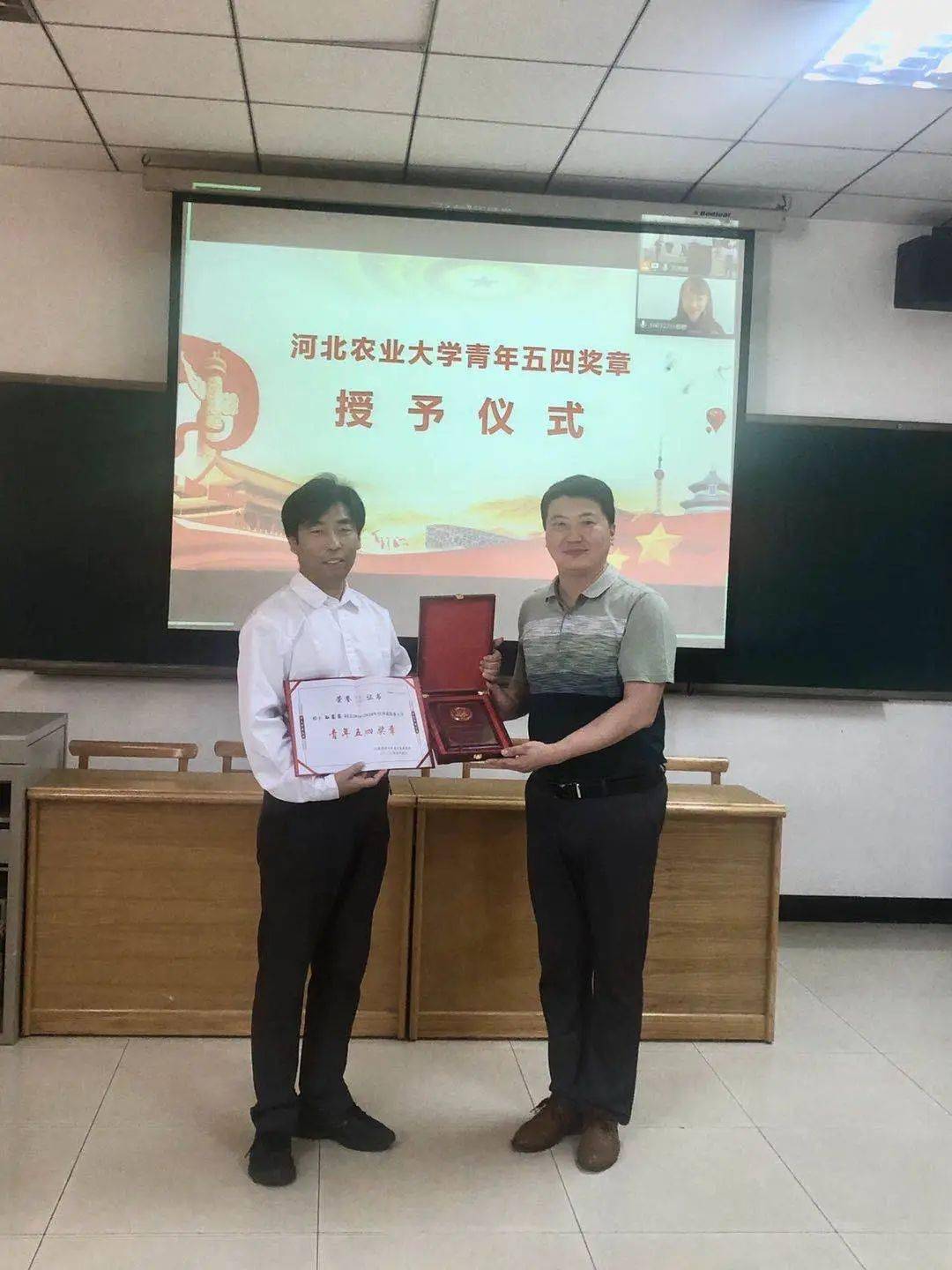 河北孟2020gdp_2020姓氏微信头像孟(3)