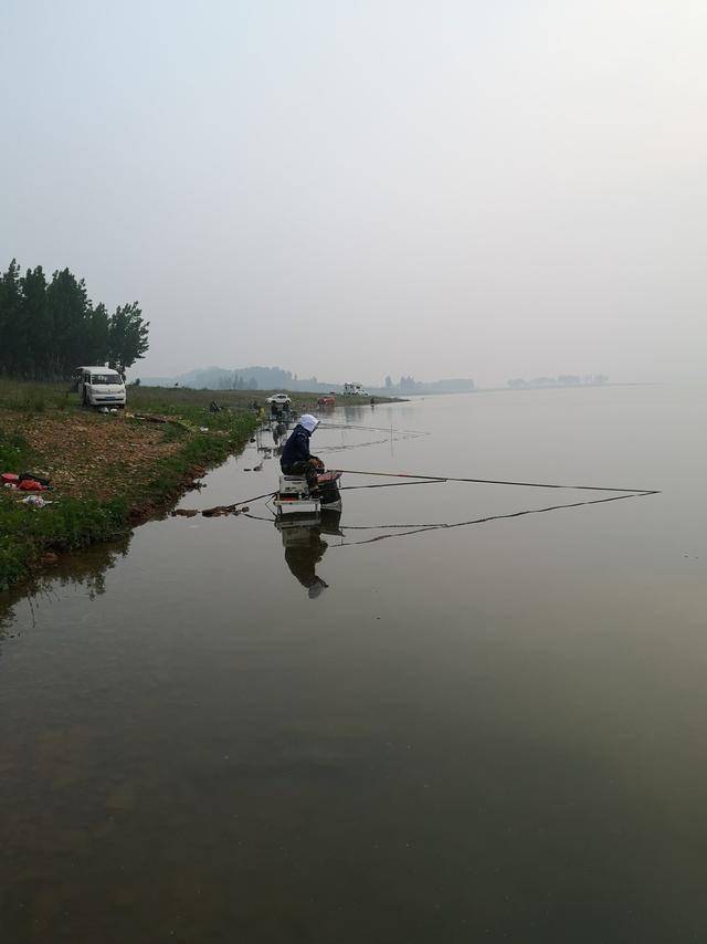 爷俩钓大鱼之跋山水库擒大鲤