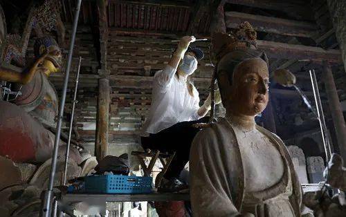 『千年』小縣城的皇家古剎為何能安然屹立千年？｜草地·說人解史，