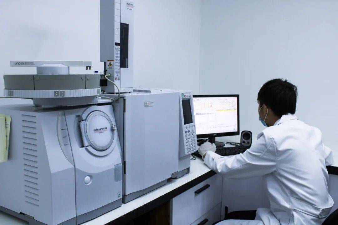 北京|北京4例确诊均与新发地有关，另有46人咽拭子阳性，丰台区启动战时机制，11个小区实施封闭管理