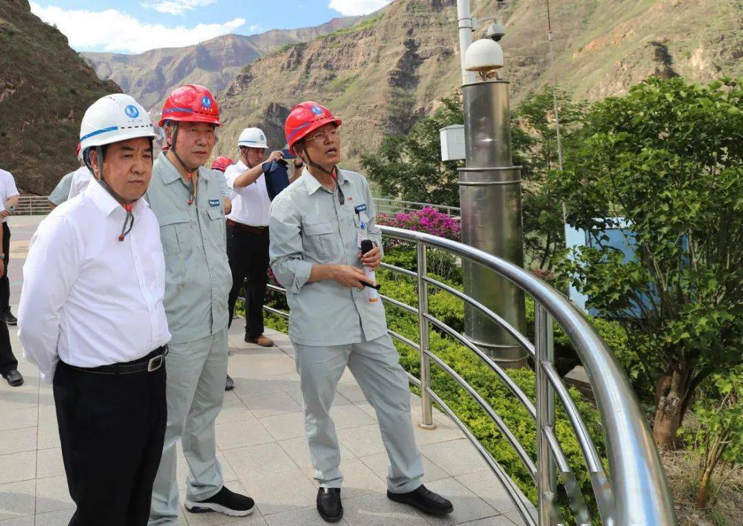 南方电网董事长,党组书记孟振平调研乌东德水电站工程