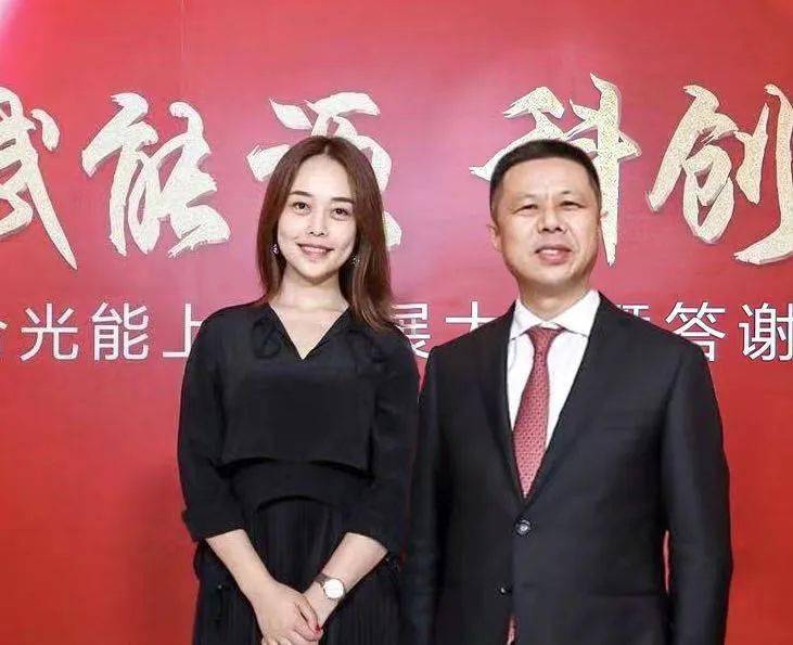 金晓磊与天合光能创始人,董事长高纪凡合影