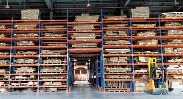 2019年我国人均gdp首次突破多少大关(2)